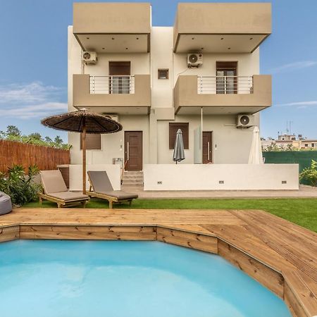 Cozy House With Pool Near Beach Gazi ภายนอก รูปภาพ