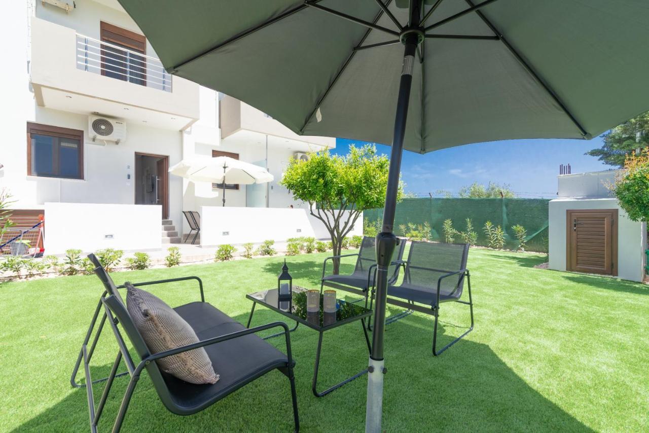 Cozy House With Pool Near Beach Gazi ภายนอก รูปภาพ
