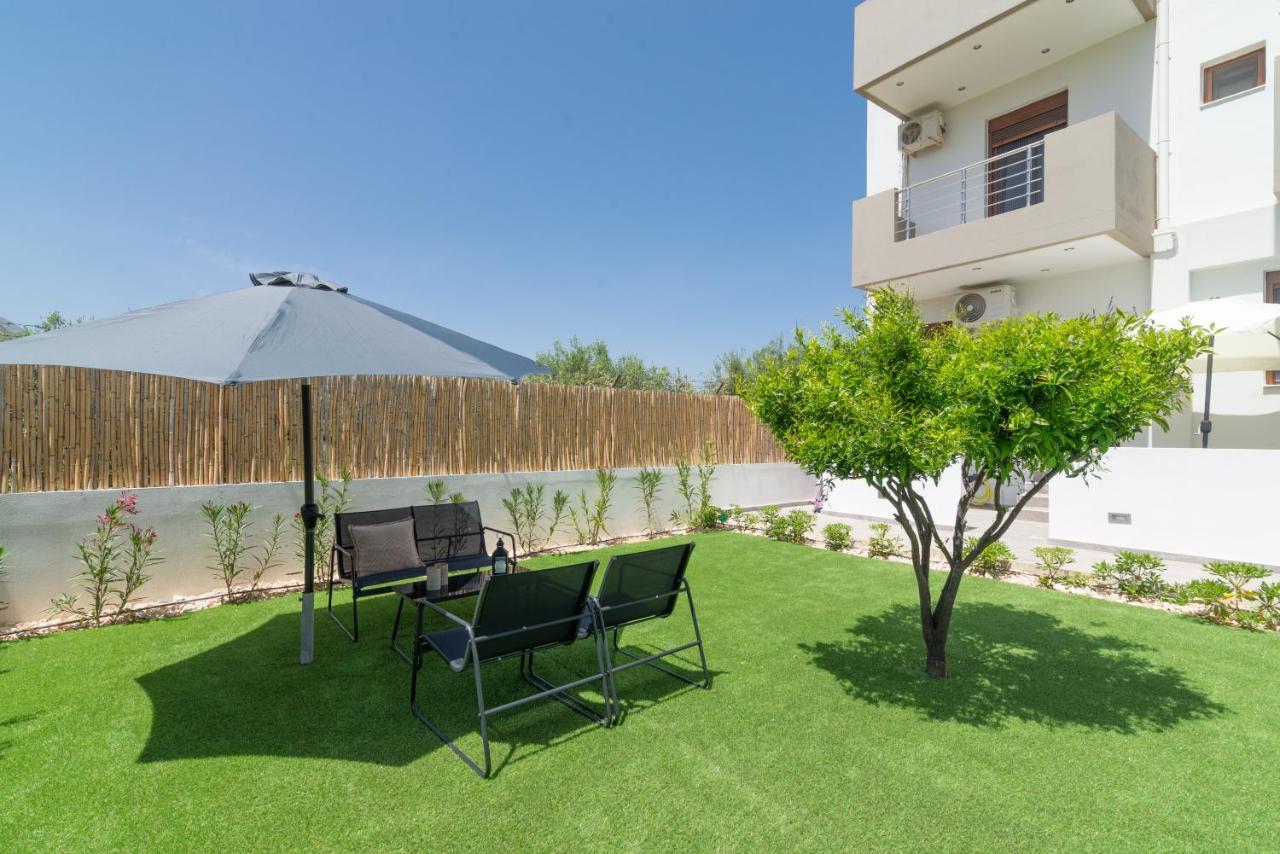 Cozy House With Pool Near Beach Gazi ภายนอก รูปภาพ