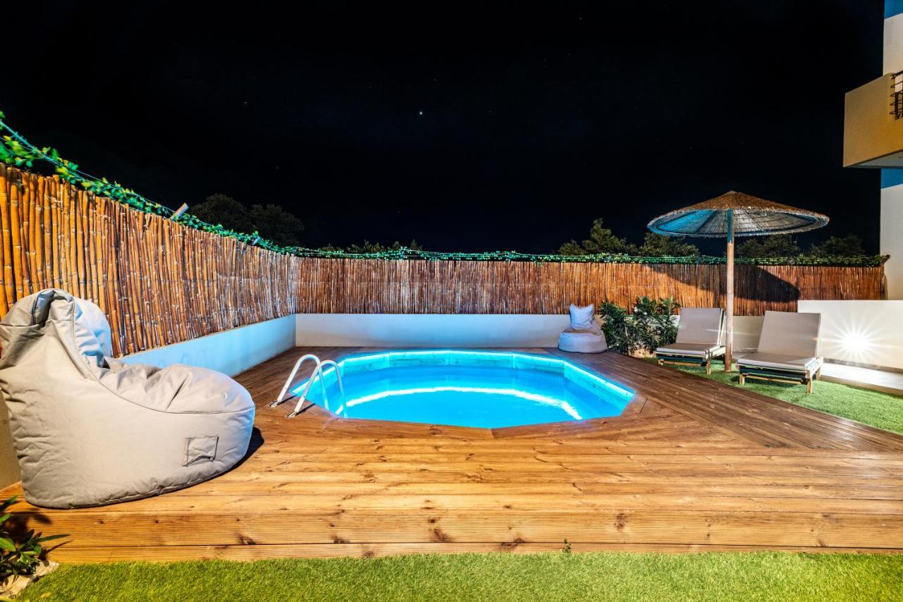 Cozy House With Pool Near Beach Gazi ภายนอก รูปภาพ