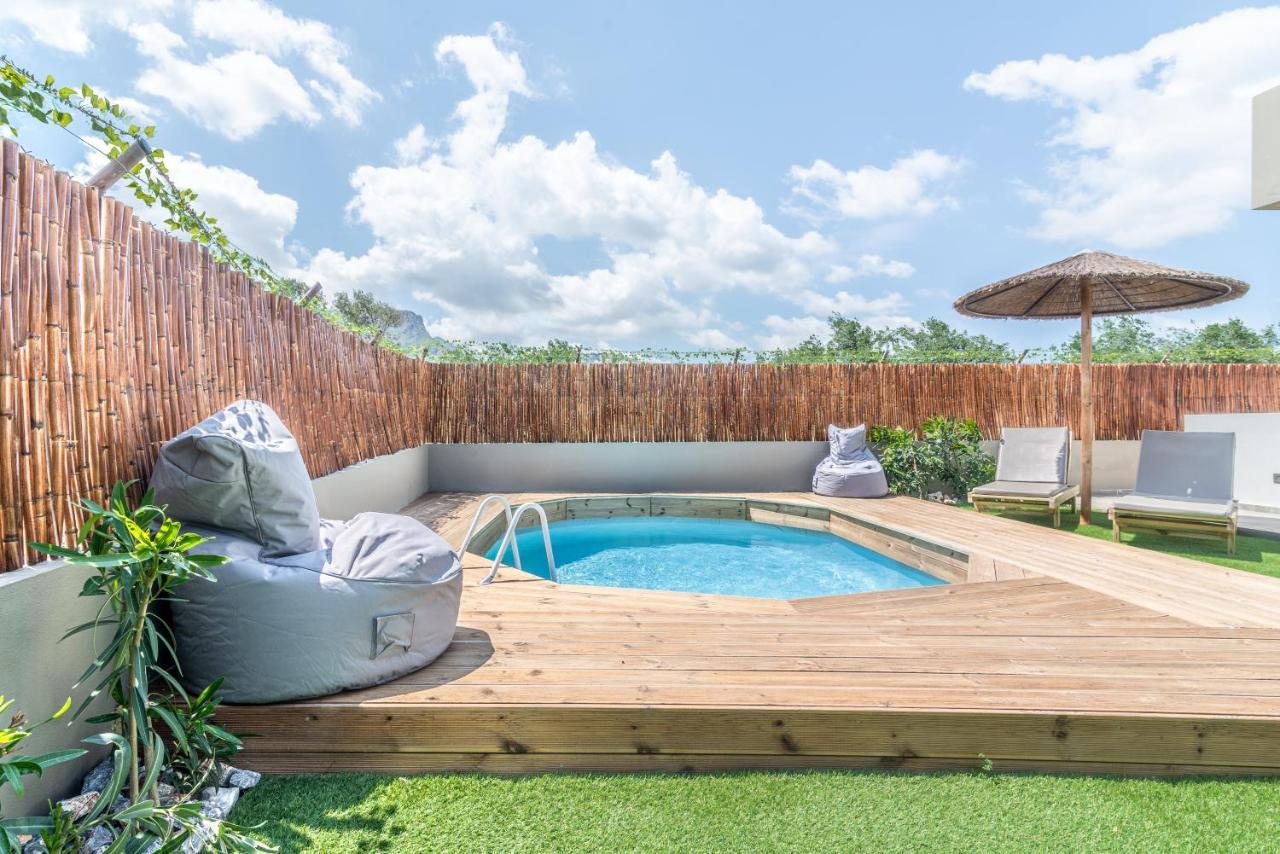 Cozy House With Pool Near Beach Gazi ภายนอก รูปภาพ
