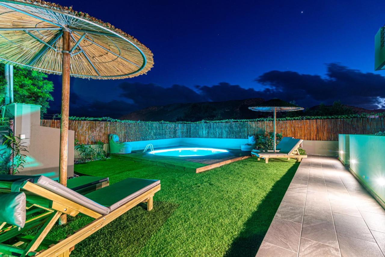 Cozy House With Pool Near Beach Gazi ภายนอก รูปภาพ